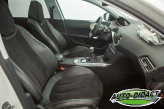 Peugeot 308 1.6 HDI Pano Clima Navi picture 19