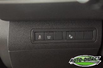 Peugeot 308 1.6 HDI Pano Clima Navi picture 12