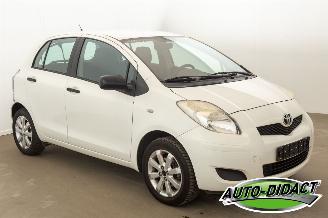 Toyota Yaris 1.0 132.923 km picture 2