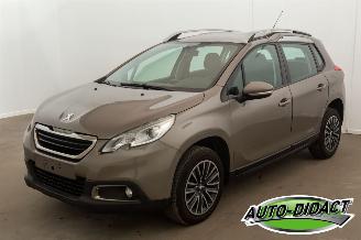 Voiture accidenté Peugeot 2008 1.6 HDi 68KW 2014/3