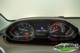 Peugeot 2008 1.6 HDi 68KW picture 5
