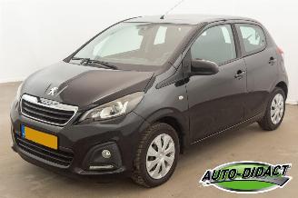 Damaged car Peugeot 108 1.0 e-VTi Airco Active 2015/2
