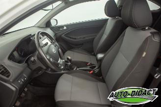 Hyundai I-20 Coupé 1.0 69.916 km Open Pano Clima Navi Camera picture 23