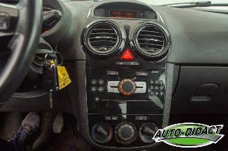 Opel Corsa 1.2-16V 111 Edition Airco picture 10