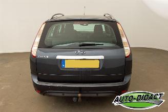 Ford Focus 1.6 Titanium picture 35