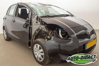 Toyota Yaris 1.0 VVTi Acces picture 2