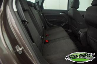 Peugeot 308 SW 1.6 HDI Allure Pano Camera navi picture 24