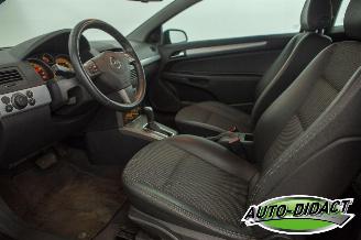 Opel Astra GTC 1.8 Automaat Clima Executive picture 21