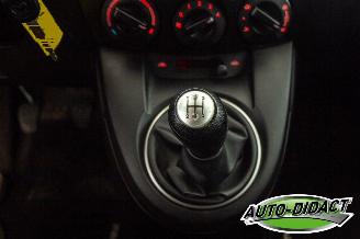 Mazda 2 1.3 TS Airco picture 9