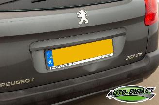 Peugeot 207 1.6 VTi Airco Pano Première picture 29