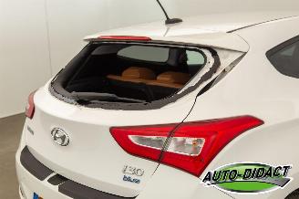 Hyundai I-30 1.6 GDI Clima Navi Camera i-Magine picture 33