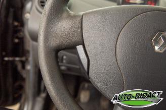 Renault Twingo 1.5 dCi Dynamique Airco picture 13