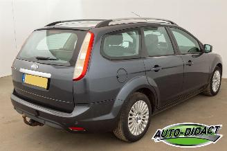 Ford Focus 1.6 Clima Navi Titanium picture 4