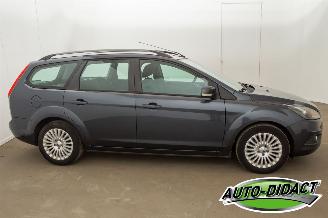 Ford Focus 1.6 Clima Navi Titanium picture 36