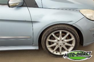 Mercedes B-klasse 200 Automaat Pano Airco picture 28