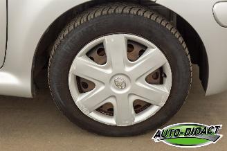 Toyota Aygo 1.0-12V Airco Comfort Navigator picture 24