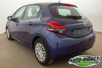 Peugeot 208 1.2 Airco 109.376 km Like picture 3