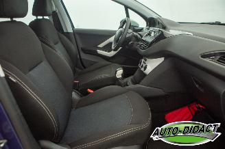 Peugeot 208 1.2 Airco 109.376 km Like picture 17