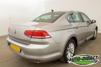 Volkswagen Passat 1.4 TSI Clima Navi Highline Business R picture 4