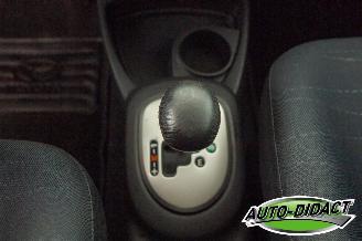 Toyota Yaris 1.3 VVTi Automaat Airco Sol MMT picture 10