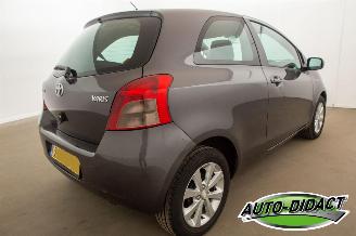 Toyota Yaris 1.3 VVTi Automaat Airco Sol MMT picture 4