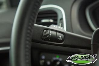 Volvo V-40 2.0 D2 Navi Clima picture 15