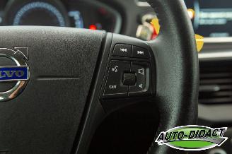 Volvo V-40 2.0 D2 Navi Clima picture 14