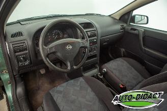 Opel Astra 1.6-16V Club picture 20
