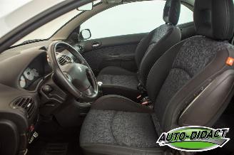 Peugeot 206 CC 1.6-16V 98.259 km Clima Quiksilver picture 21