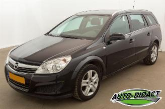 Schadeauto Opel Astra 1.6 Automaat Airco 2009/4