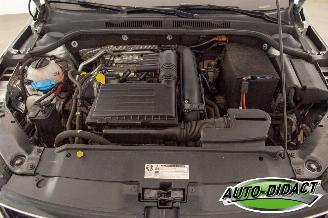 Volkswagen Jetta 1.2 TSI 77 kw 72.767 km Navi Airco picture 31