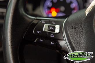 Volkswagen Golf 1.2 TSI Clima Connected Series picture 15