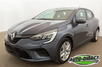 Schadeauto Renault Clio 1.0 TCe 90 Navi Airco Techno 2022/6