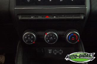 Renault Clio 1.0 TCe 90 Navi Airco Techno picture 11