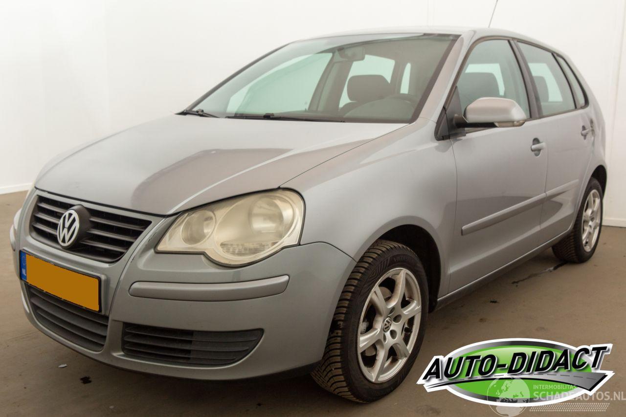 Volkswagen Polo 1.4-16V Automaat Airco Optive