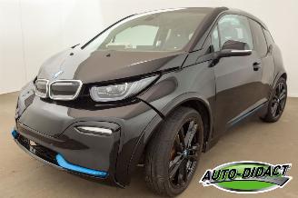 krockskadad bil auto BMW i3 i3s 135kw 59.215 km 2021/12