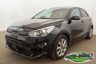 krockskadad bil auto Kia Rio 1.0 Navi Camera Airco Leder Stoelverwarming 2021/10