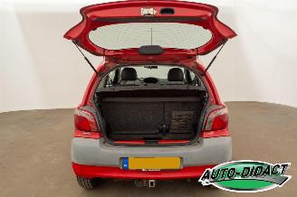 Toyota Yaris 1.0-16V VVT-i Terra picture 29