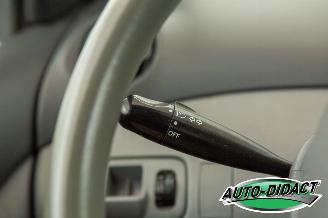 Toyota Yaris 1.0-16V VVT-i Terra picture 11