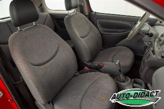 Toyota Yaris 1.0-16V VVT-i Terra picture 14