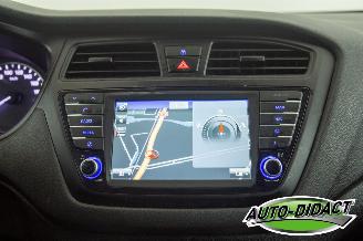 Hyundai I-20 1.0 T-GDI Go! 109.525 km NAP Airco Navi Camera picture 7