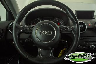 Audi A1 1.6 TDI Airco Leder Ambition picture 5