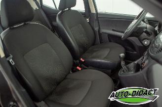 Hyundai I-10 1.2 i-Drive Cool Airco picture 15