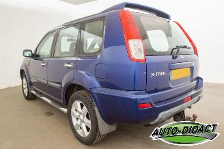 Nissan X-Trail 2.0 4X4 Clima Sport Plus picture 3
