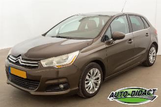 Vaurioauto  passenger cars Citroën C4 1.6 e-HDi Automaat Clima Tendance EGS 2012/2