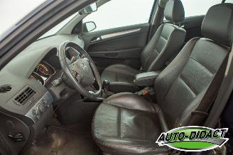 Opel Astra 1.6 Cosmo Navi Stoelverwarming Leder picture 25