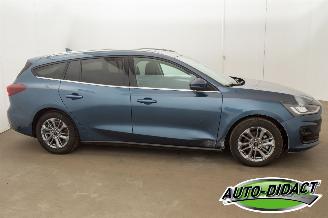 Ford Focus 1.0 EcoBoost Hybrid Automaat 29.741 km NAP NaviTitanium picture 41