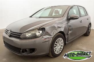 skadebil auto Volkswagen Golf 1.6 TDI BlueMotion Clima 2010/4