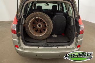 Renault Grand-scenic 2.0-16V Navi Clima 7p. Tech Line picture 39