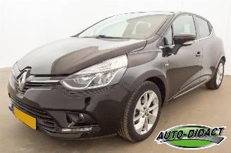 skadebil auto Renault Clio 0.9 TCe 83.803 km NAP Airco Navi Limited 2018/2